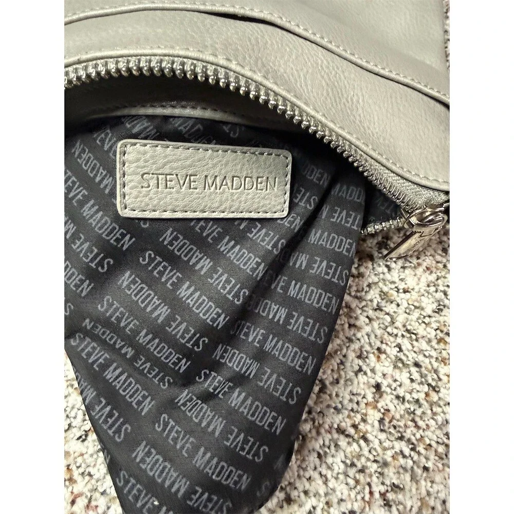 Steve Madden Crossbody Bag Womens Gray Quilted Double Zip Adjustable Strap - Picture 11 of 15
